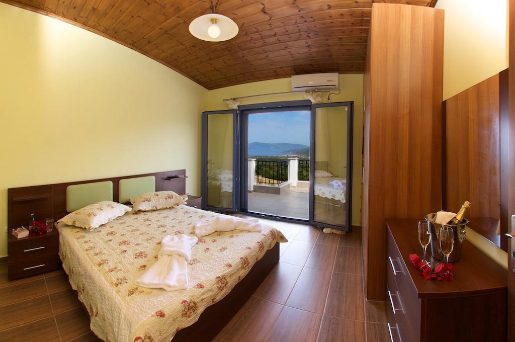 Sunrise Villa Chaliotata Phòng bức ảnh